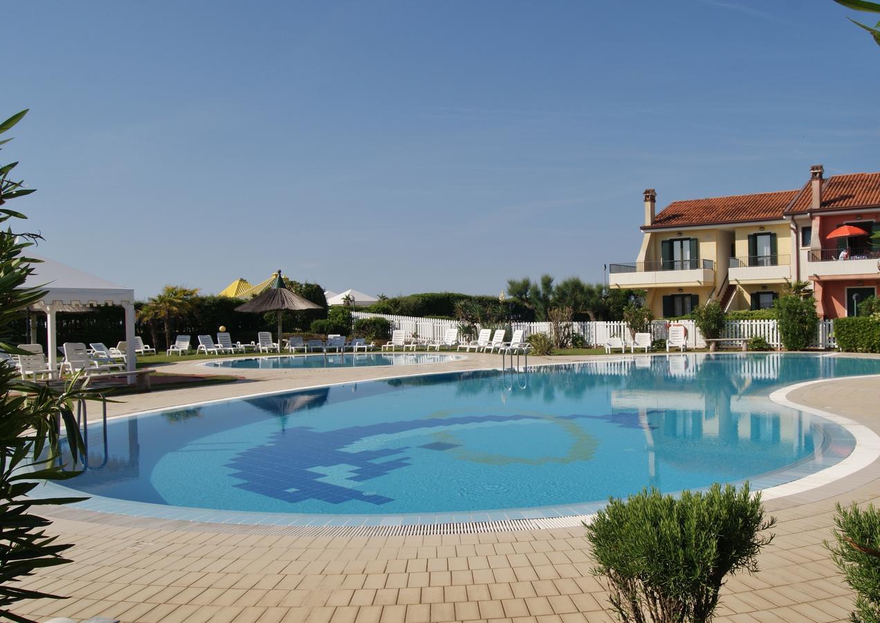 Appartamenti In Residence Portosole E Residence Tamerici Con Piscina-Cavallino Treporti Eksteriør bilde